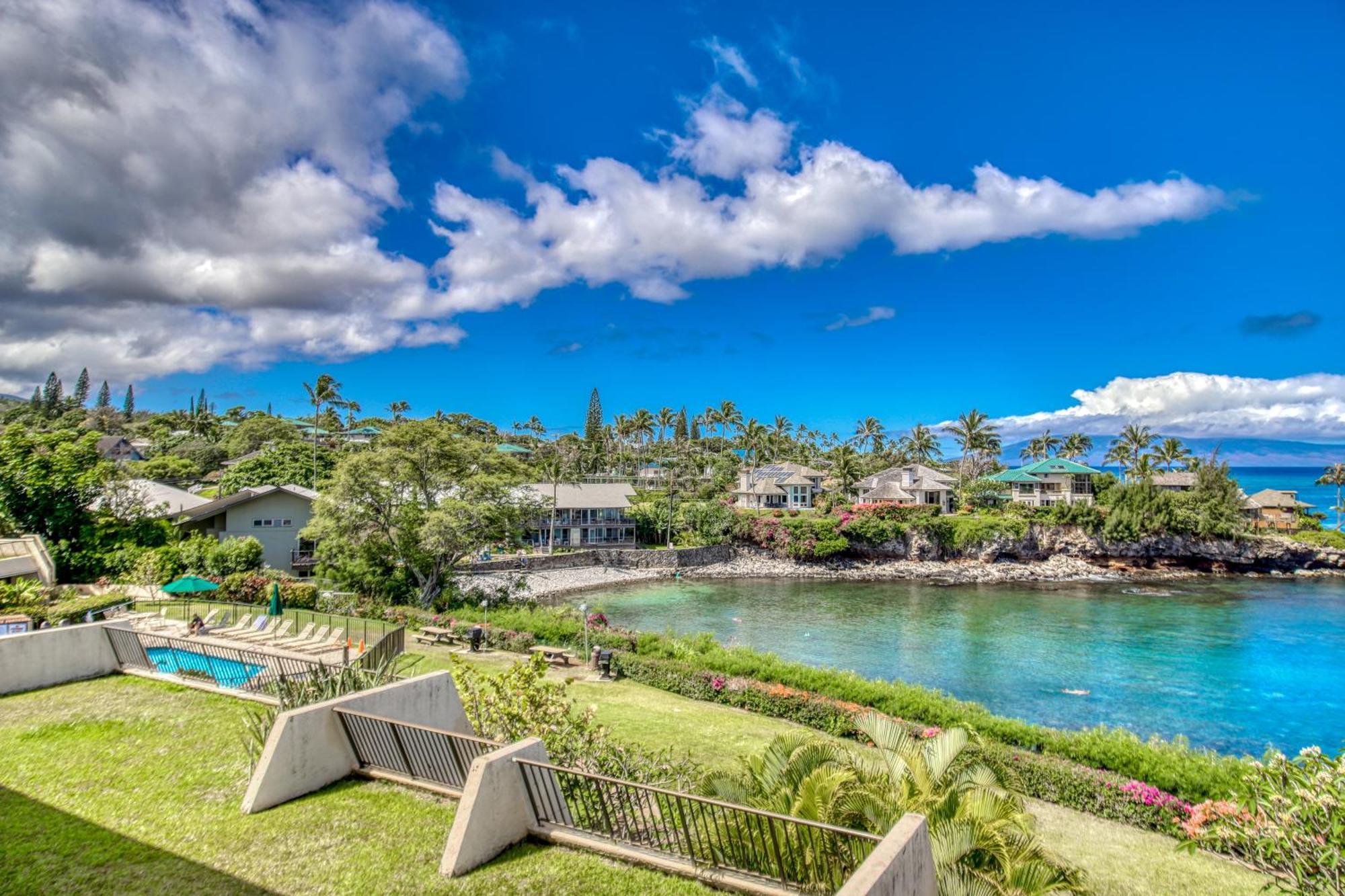 Napili Point Villa Kahana Eksteriør billede